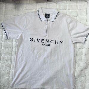Givenchy white T-Shirt in size Large. Brand new but dirty due to storage.